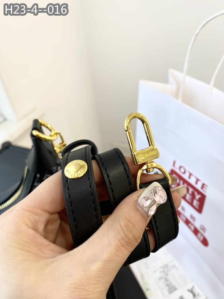 Louis Vuitton Loop Baguette Bag Black And White 23Cm M22591 - Image 9