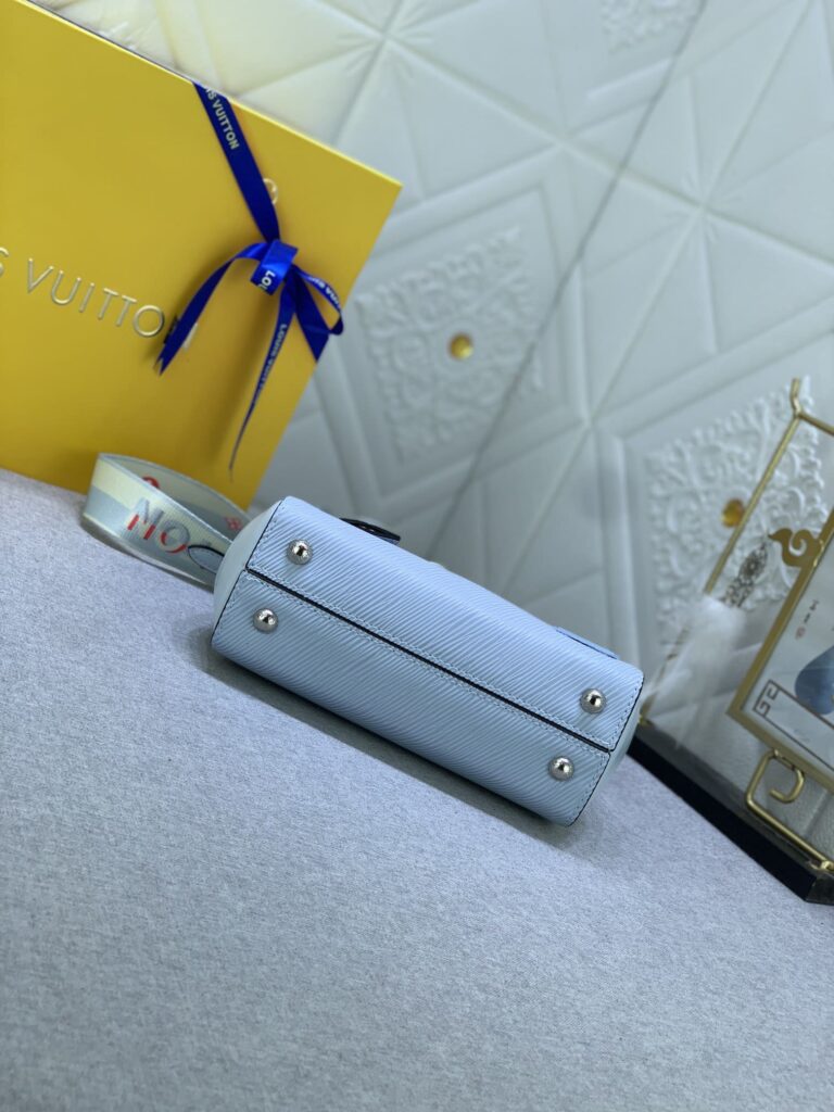 Louis Vuitton Cluny Mini Cloud Blue 20Cm M22617 - Image 3