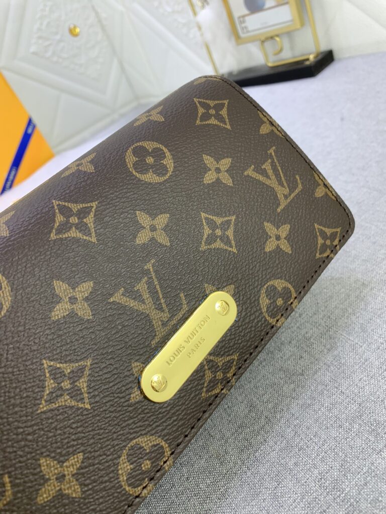 Louis Vuitton Wallet On Chain Lily Monogram 20Cm M82509 - Image 5