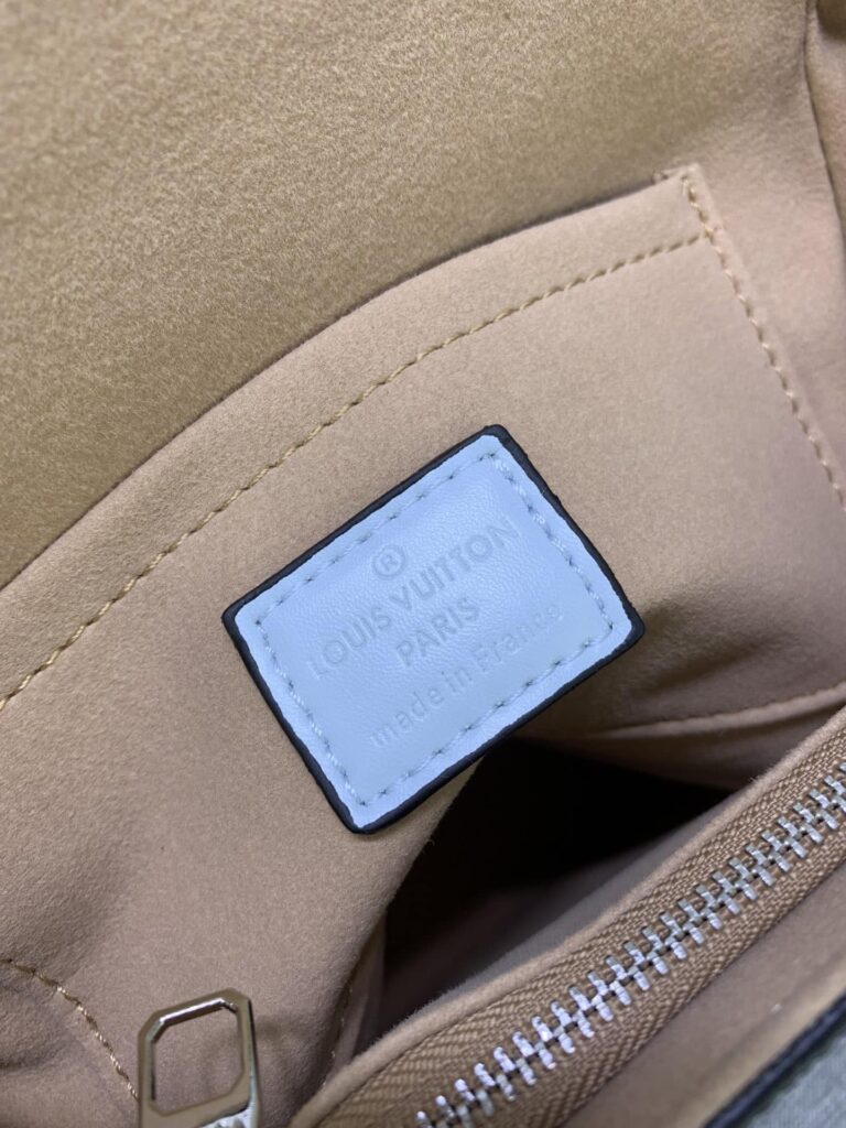 Louis Vuitton Cluny Mini Cloud Blue 20Cm M22617 - Image 6