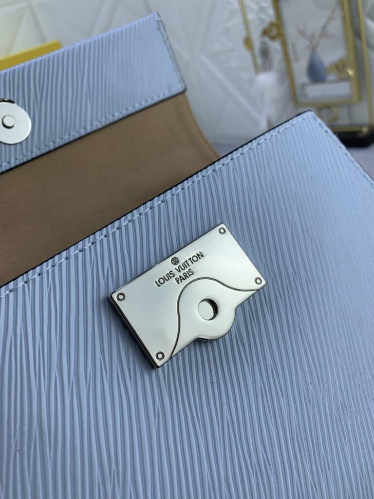 Louis Vuitton Cluny Mini Cloud Blue 20Cm M22617 - Image 7