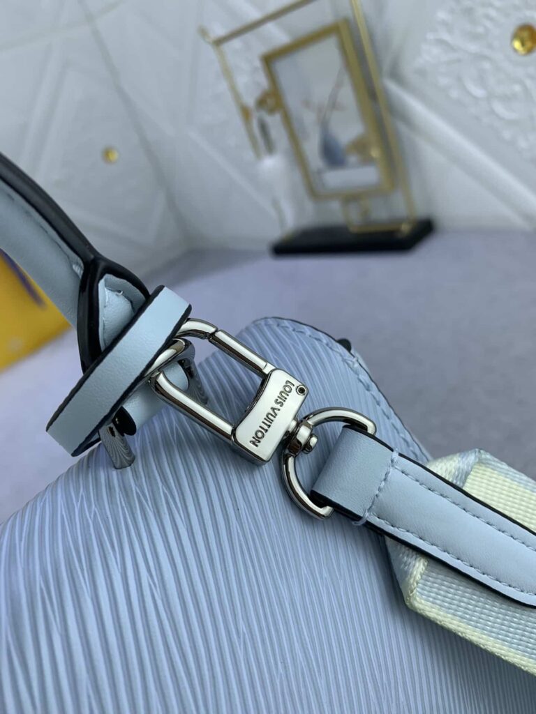 Louis Vuitton Cluny Mini Cloud Blue 20Cm M22617 - Image 8