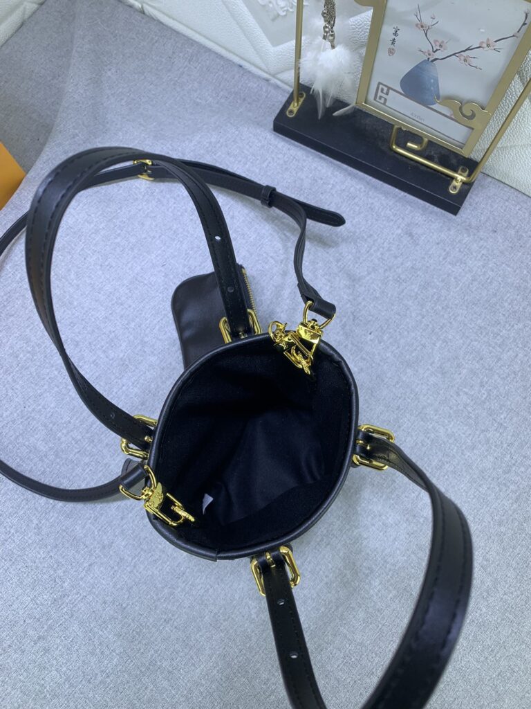 Louis Vuitton Nano Bucket Bag Black 17Cm M82418 - Image 9