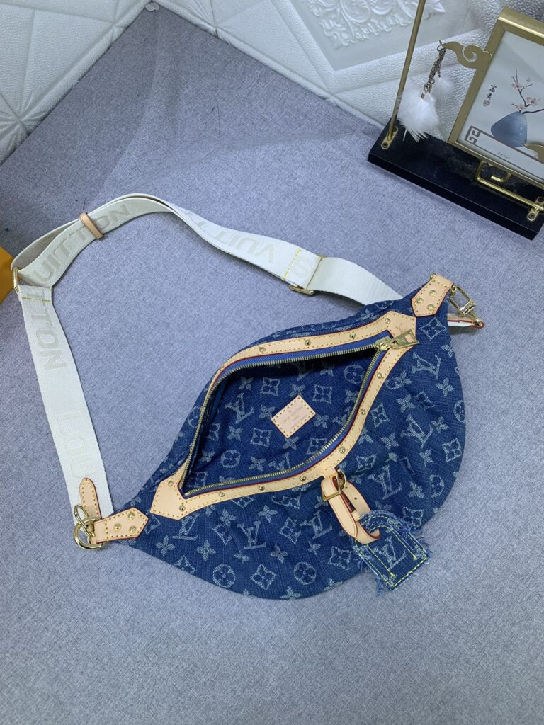 Louis Vuitton Bumbag High Rise Denim Blue 38Cm M46837 - Image 2