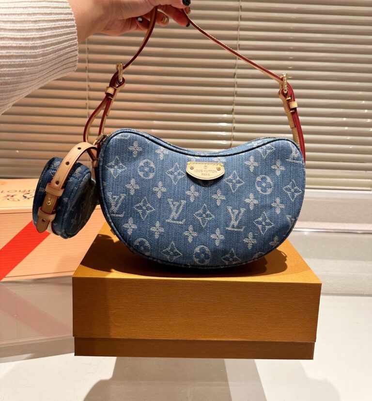Louis Vuitton Croissant Mm Monogram Denim 25Cm M46856 - Image 3