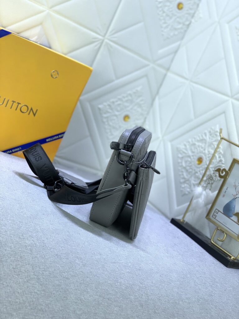 Louis Vuitton Duo Messenger Bag Gray Shadow 25Cm M46104 - Image 6