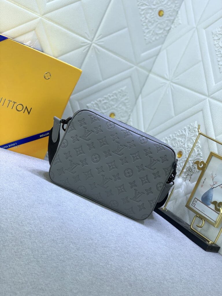 Louis Vuitton Duo Messenger Bag Gray Shadow 25Cm M46104 - Image 8