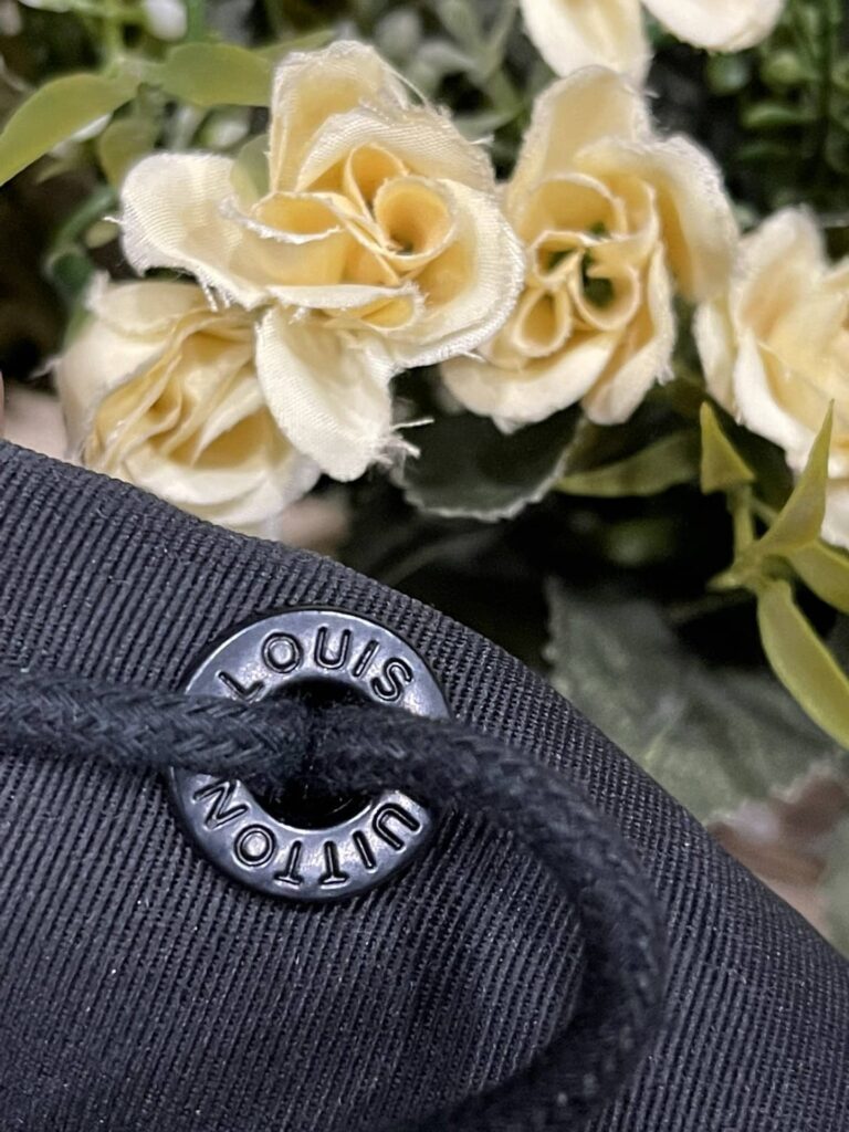 Louis Vuitton Noe Sling Black 21Cm M82248 - Image 2