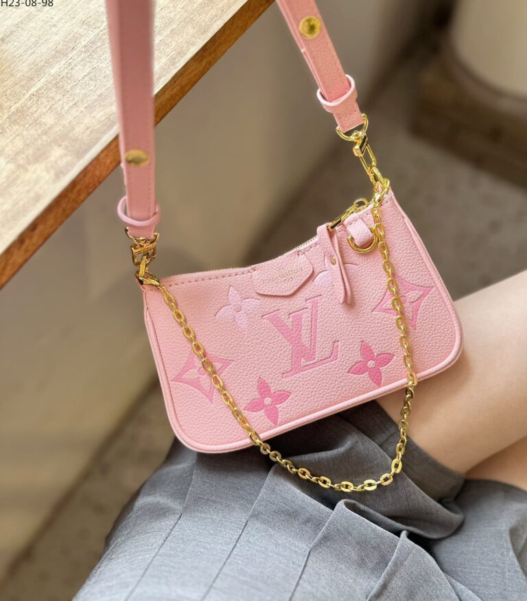 Louis Vuitton Easy Pouch Pink 26Cm M82346 - Image 4