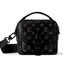 Louis Vuitton Quest Messenger Black 18Cm