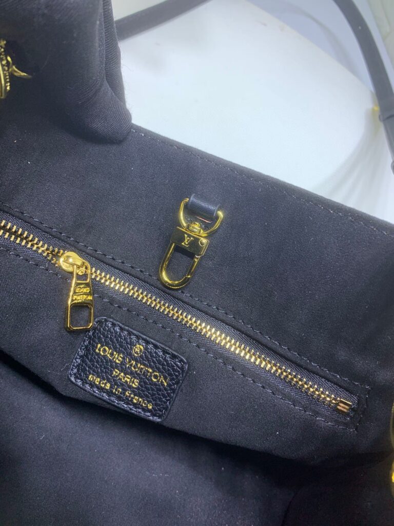 Louis Vuitton Onthego Black White 35Cm - Image 9