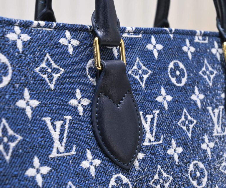 Louis Vuitton Onthego Tote Denim Bag 35Cm M59608 - Image 4