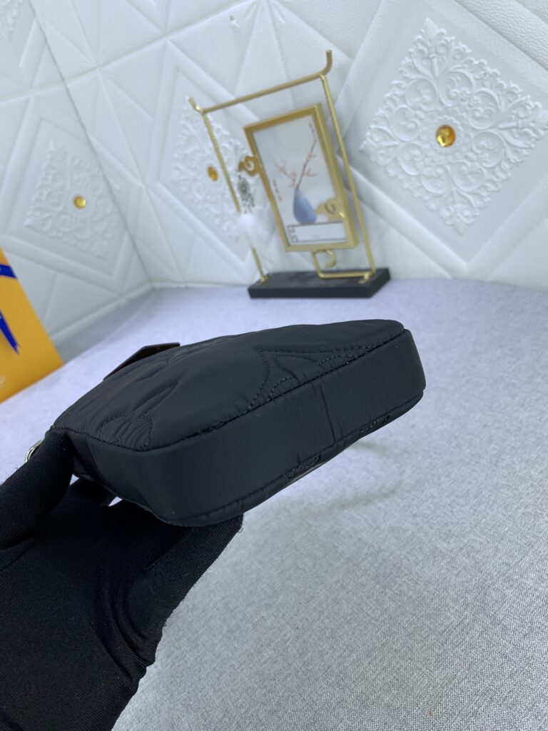 Louis Vuitton Pillow Phone Pouch Black M81716 - Image 2