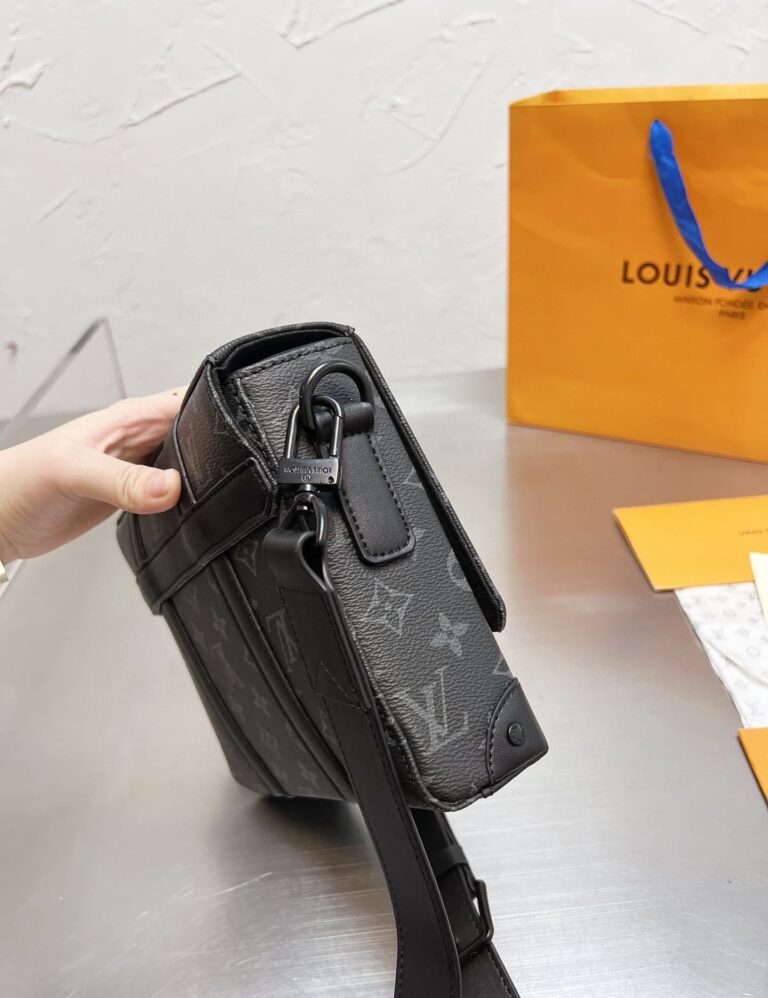 Louis Vuitton Trunk Messenger 20Cm M45727 - Image 4