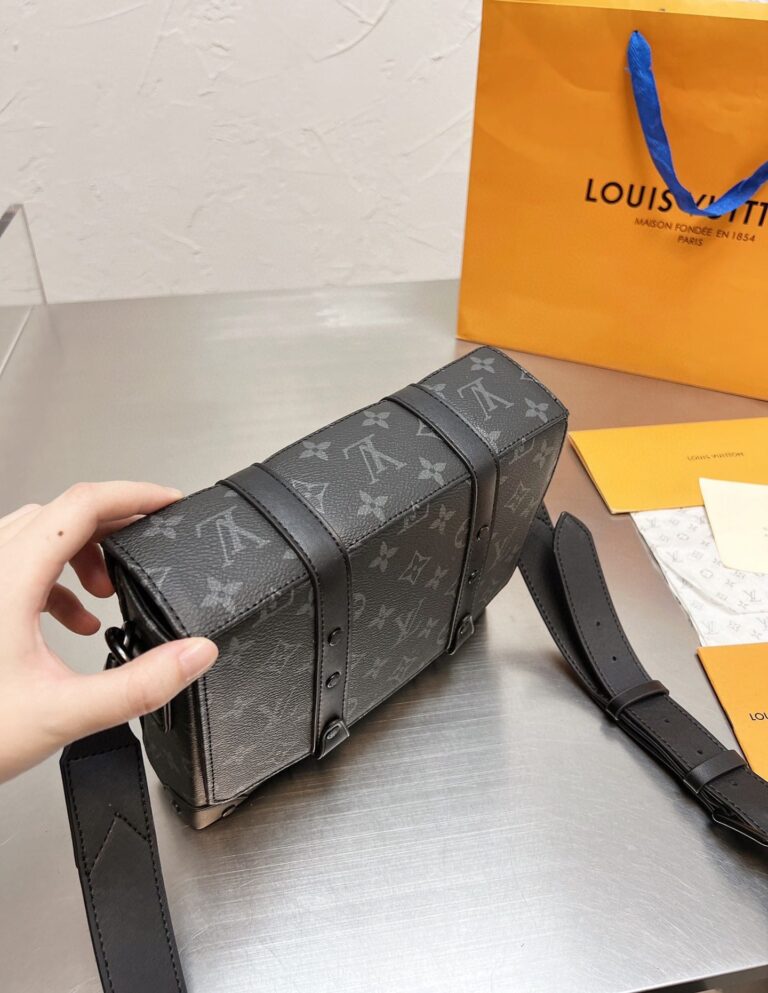 Louis Vuitton Trunk Messenger 20Cm M45727 - Image 3