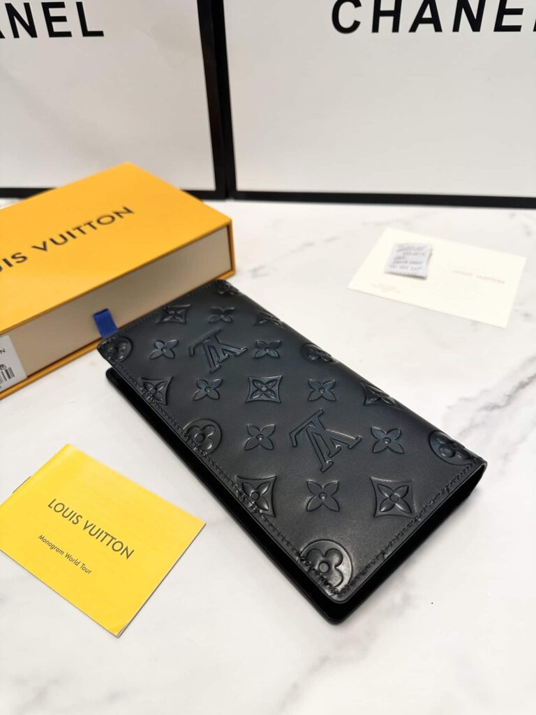 Louis Vuitton Brazza Wallet Monogram Shadow Black 19Cm - Image 5