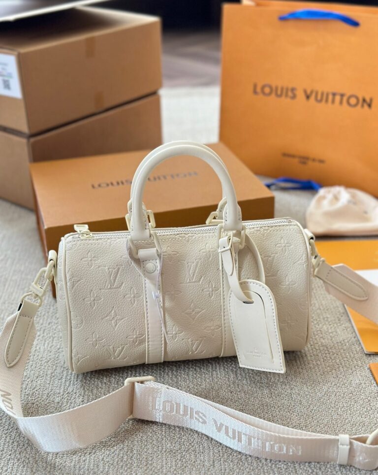 Louis Vuitton Keepall Bandoulière Full Moon 25Cm M24434 - Image 3