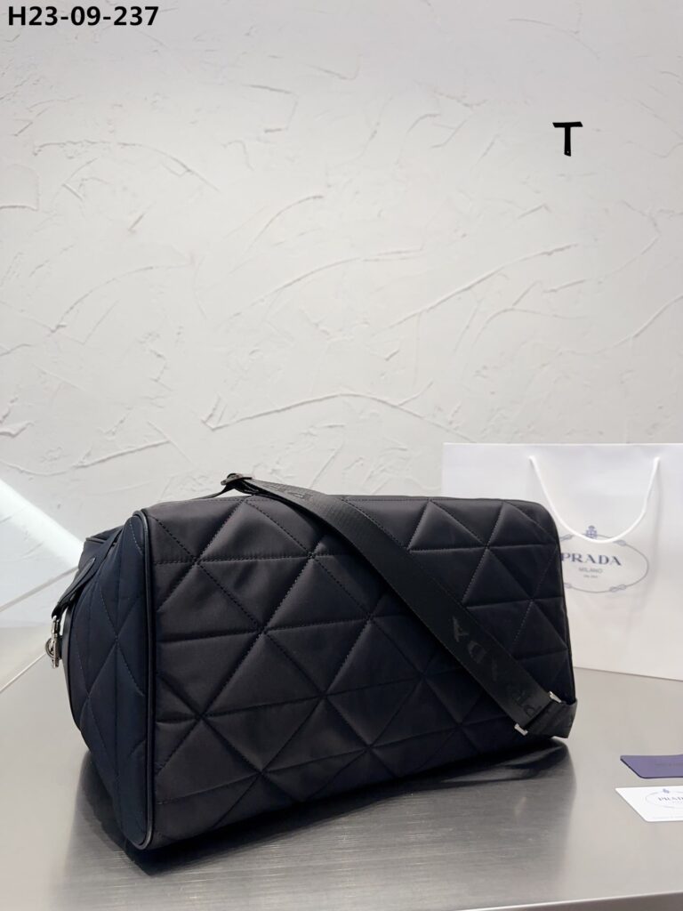 Prada Quilted Re Nylon Travel Bag Black 43Cm 2Va0092Dgwf0002Vooo - Image 7