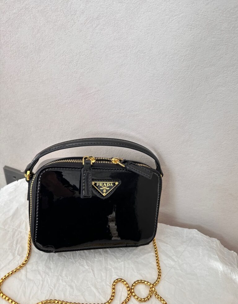 Prada Patent Leather Mini Pouch Black 18Cm 1Nr025 069 F03Kj - Image 3