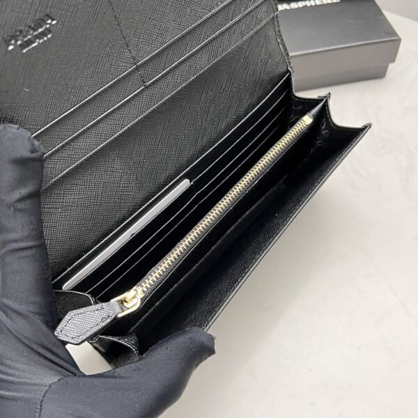 Prada Saffiano Leather Flap Long Wallet Black And Gold 19Cm 1Mh132 Zlp F061H - Image 5