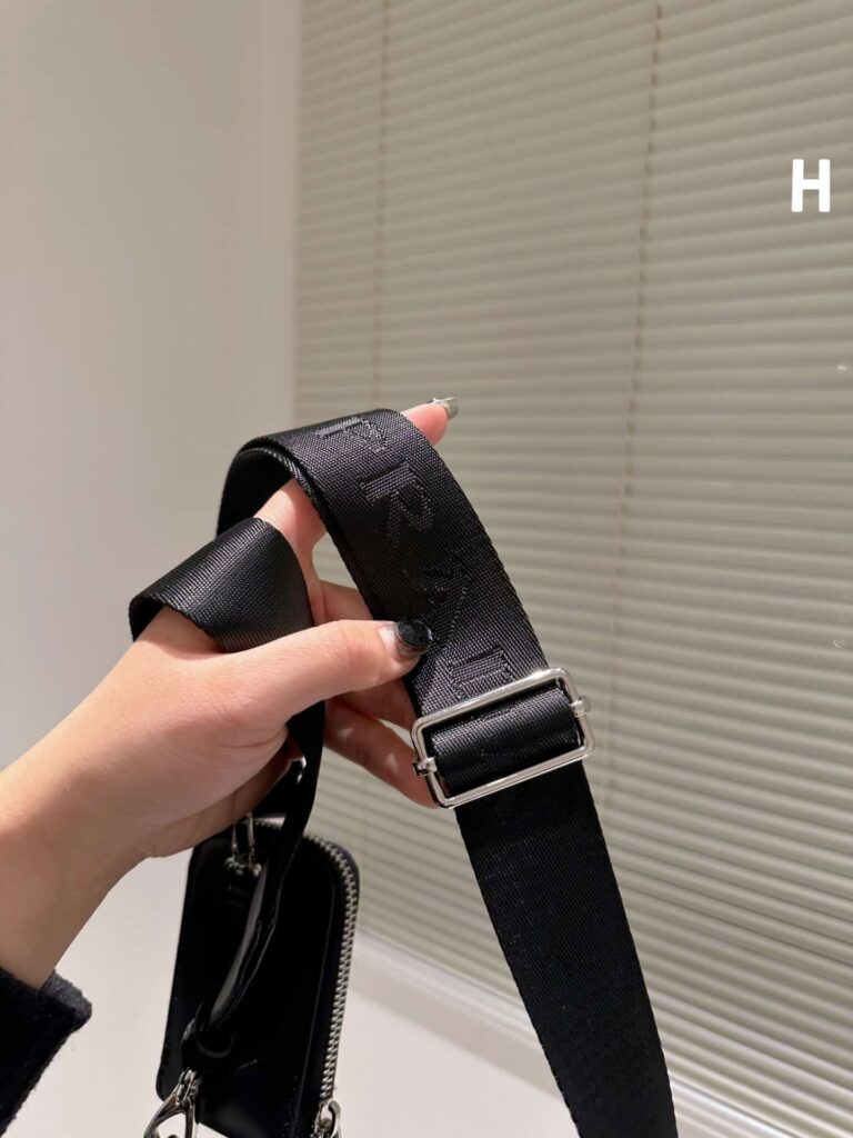 Prada Triangle Leather Mini Bag Black 27Cm 1Bh190 2Bya F0002 V Bro - Image 9