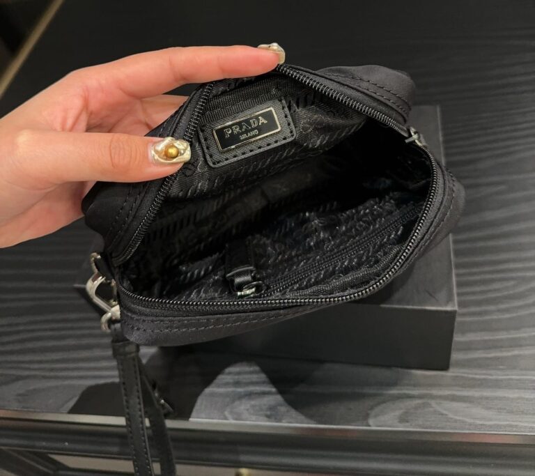 Prada Re Nylon Toiletry Bag Black 16Cm 1Ne021 R067 F0002 - Image 2