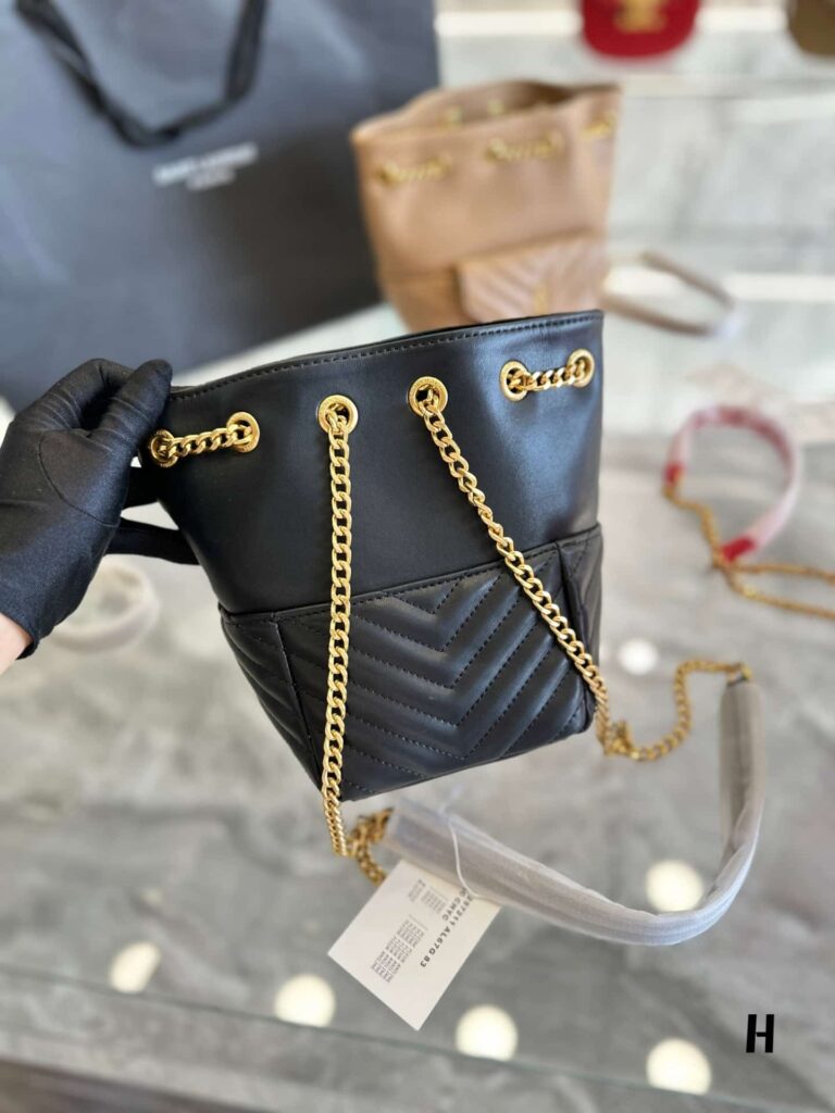 Saint Laurent Joe Mini Bucket Bag In Quilted Lambskin Black 19Cm 7016311El071000 - Image 2