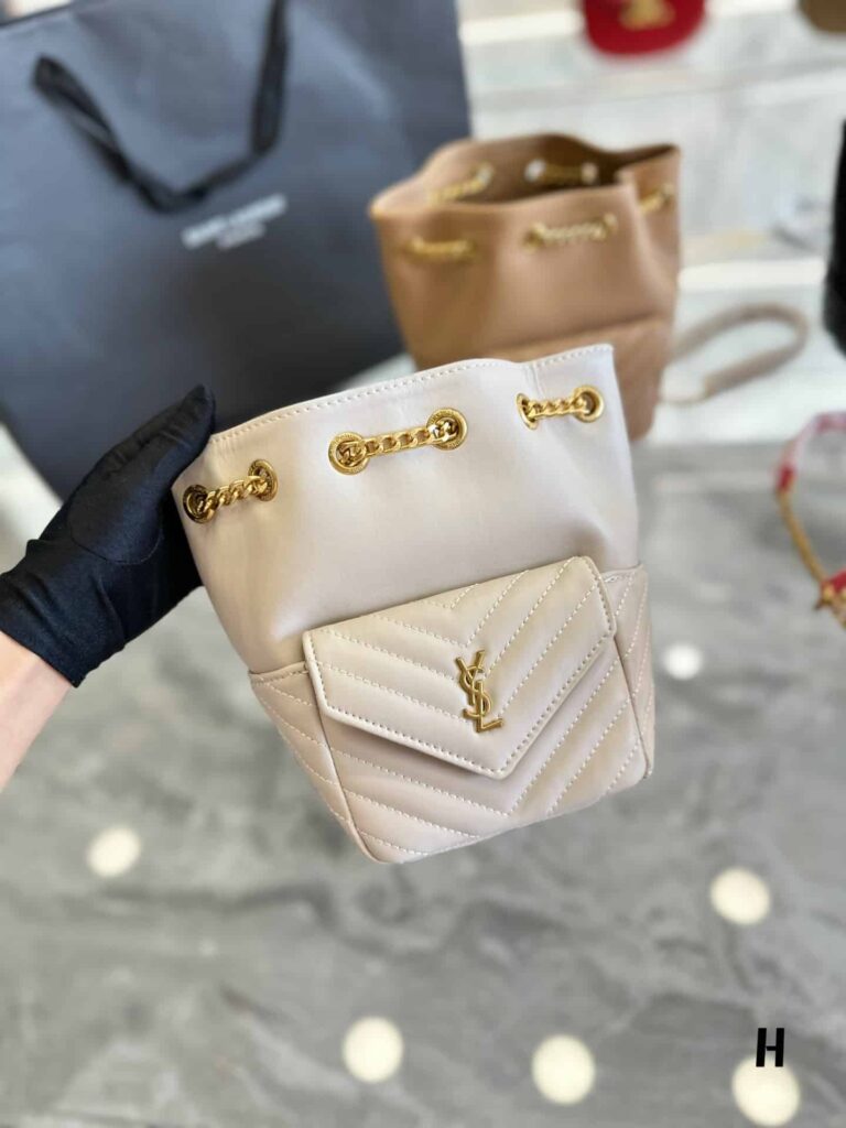 Saint Laurent Joe Mini Bucket Bag In Quilted Lambskin Beige 19Cm - Image 2