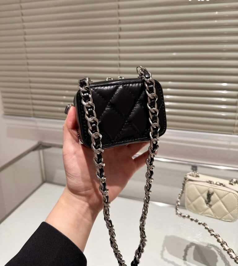 Saint Laurent Quilted Mini Bag With Zip Black 12Cm - Image 6