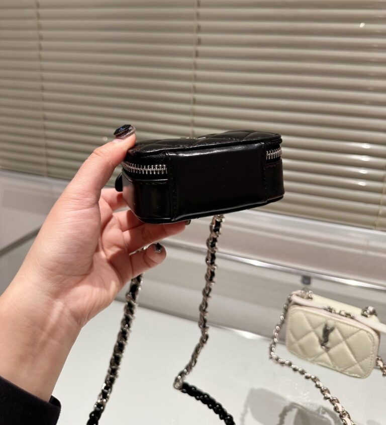 Saint Laurent Quilted Mini Bag With Zip Black 12Cm - Image 4