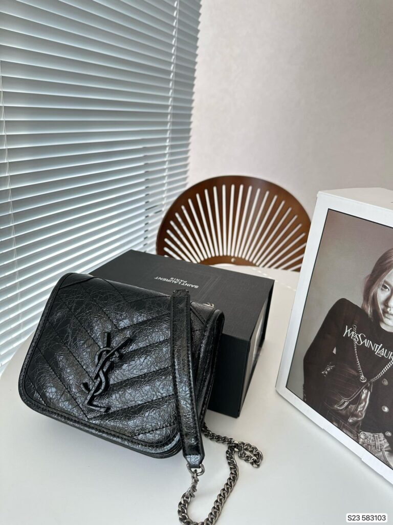 Saint Laurent Niki Vintage Leather Chain Wallet Black 19Cm - Image 9