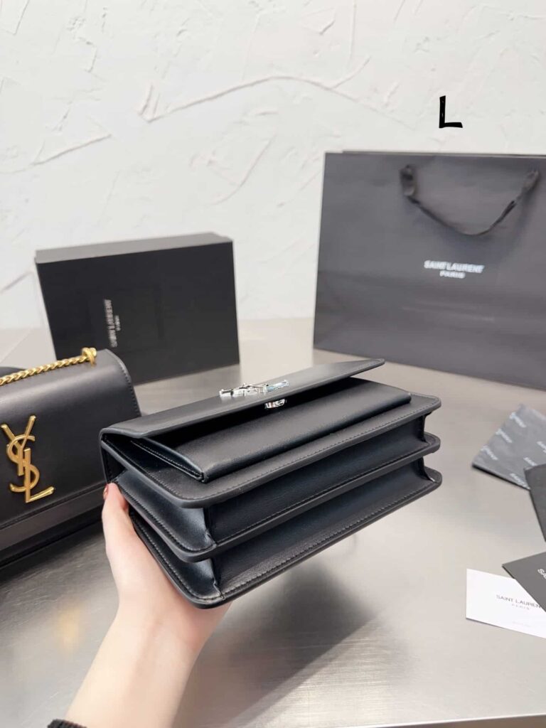 Saint Laurent Sunset Medium Chain Bag In Smooth Leather 22Cm 442906D420N1000 - Image 8