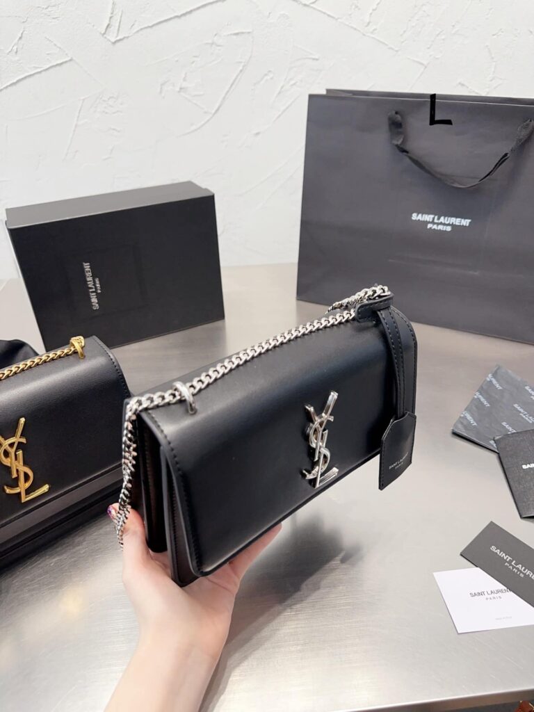 Saint Laurent Sunset Medium Chain Bag In Smooth Leather 22Cm 442906D420N1000 - Image 4