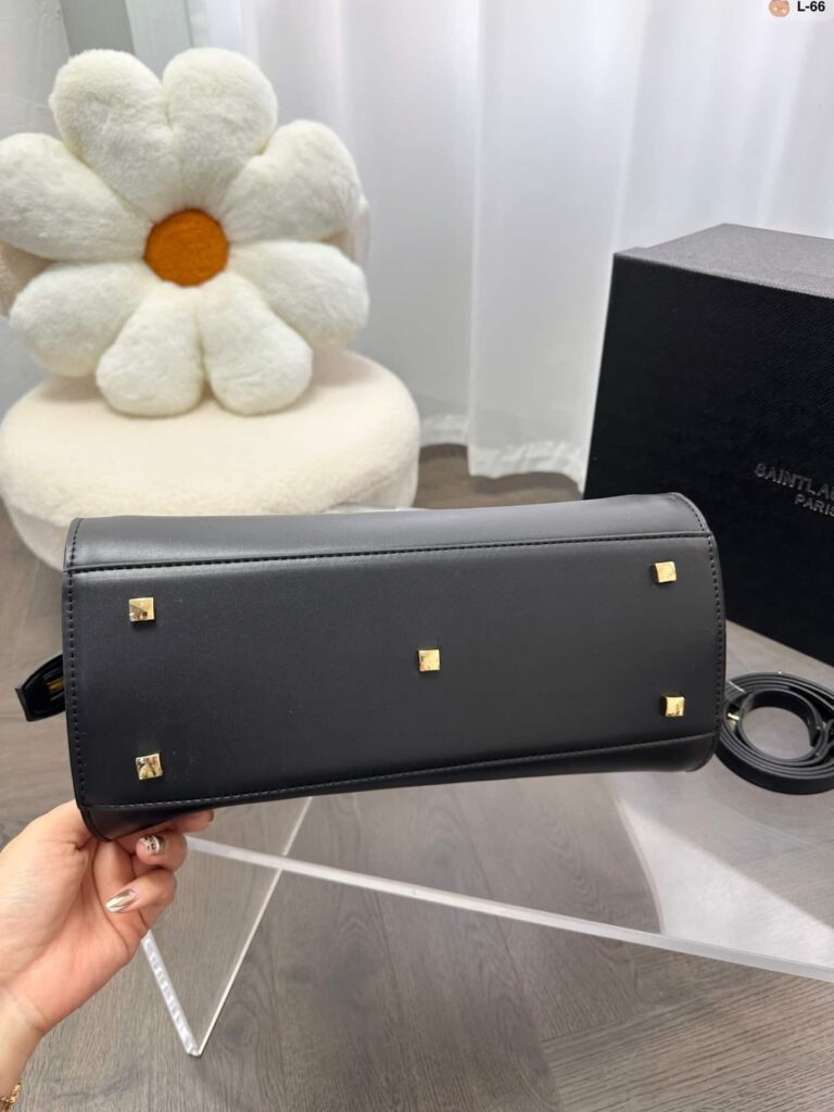 Saint Laurent Uptown Medium Leather Tote Bag Black 31Cm - Image 3