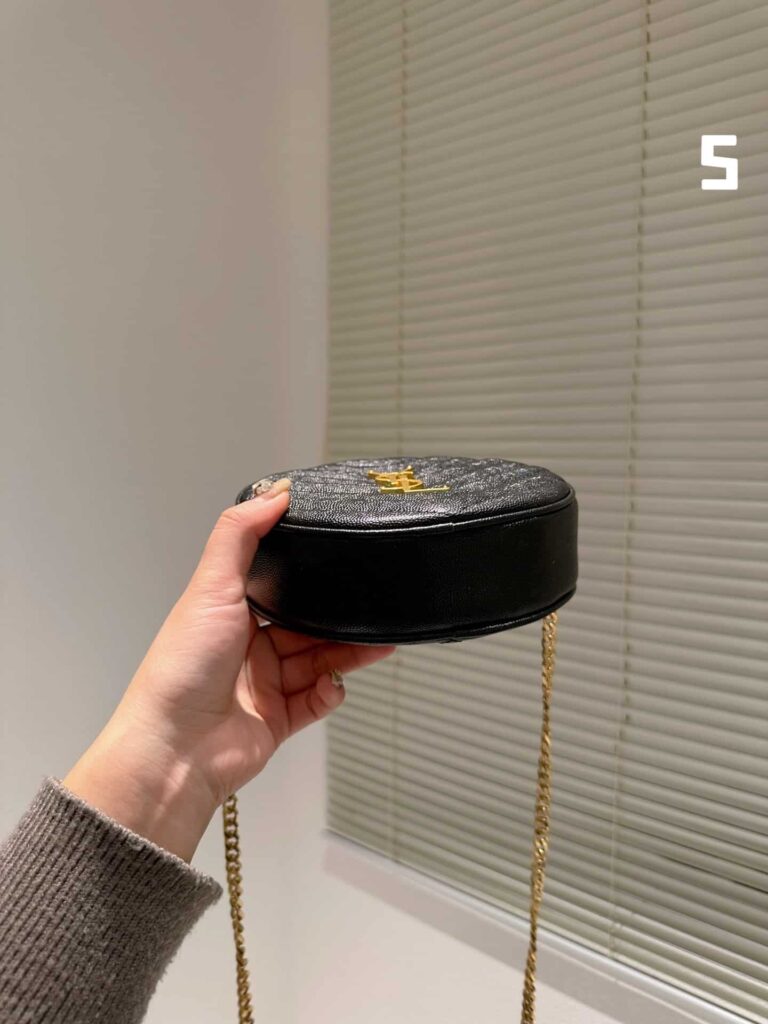 Saint Laurent Vinyle Round Camera Bag In Chevron Quilted Grain De Poudre Embossed Leather 18Cm 104361Gf071000 - Image 8