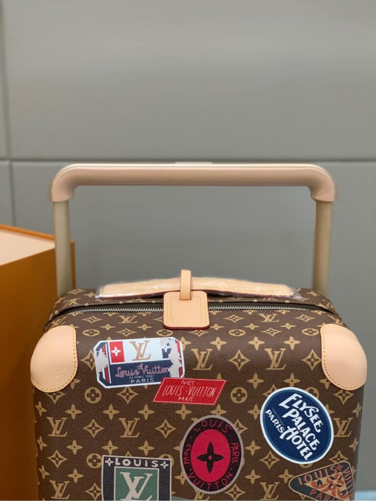 Louis Vuitton Horizon 55 Suitcase Monogram Coated Canvas Sticker Prints 55Cm M24959 - Image 3