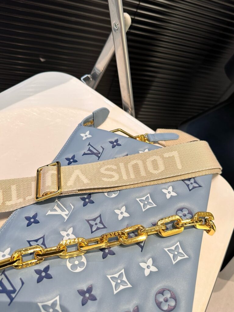 Louis Vuitton Coussin Pm Coussin Bag Blue 26Cm M22953 - Image 5