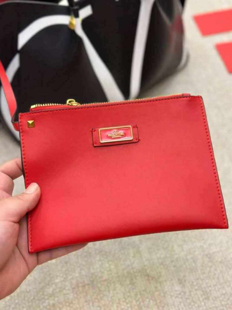 Valentino Garavani Vlogo Escape Calf Leather Tote Bag In Black 38Cm - Image 5