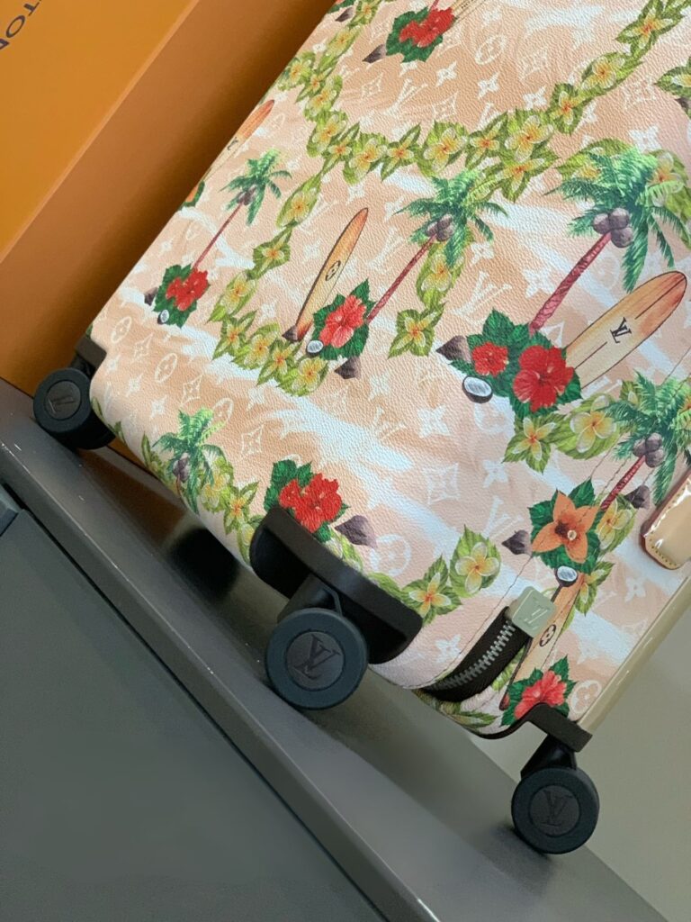 Louis Vuitton Horizon 55 Suitcase Monogram Surfin Coated Canvas Sand 55Cm M24798 - Image 8