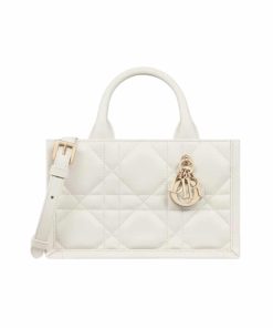 Dior Mini Dior Book Tote Macrocannage Calfskin Latte 21Cm S5573Owhp M030