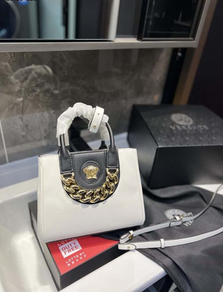 Versace La Medusa Small Chain Tote Bag White 25Cm - Image 4