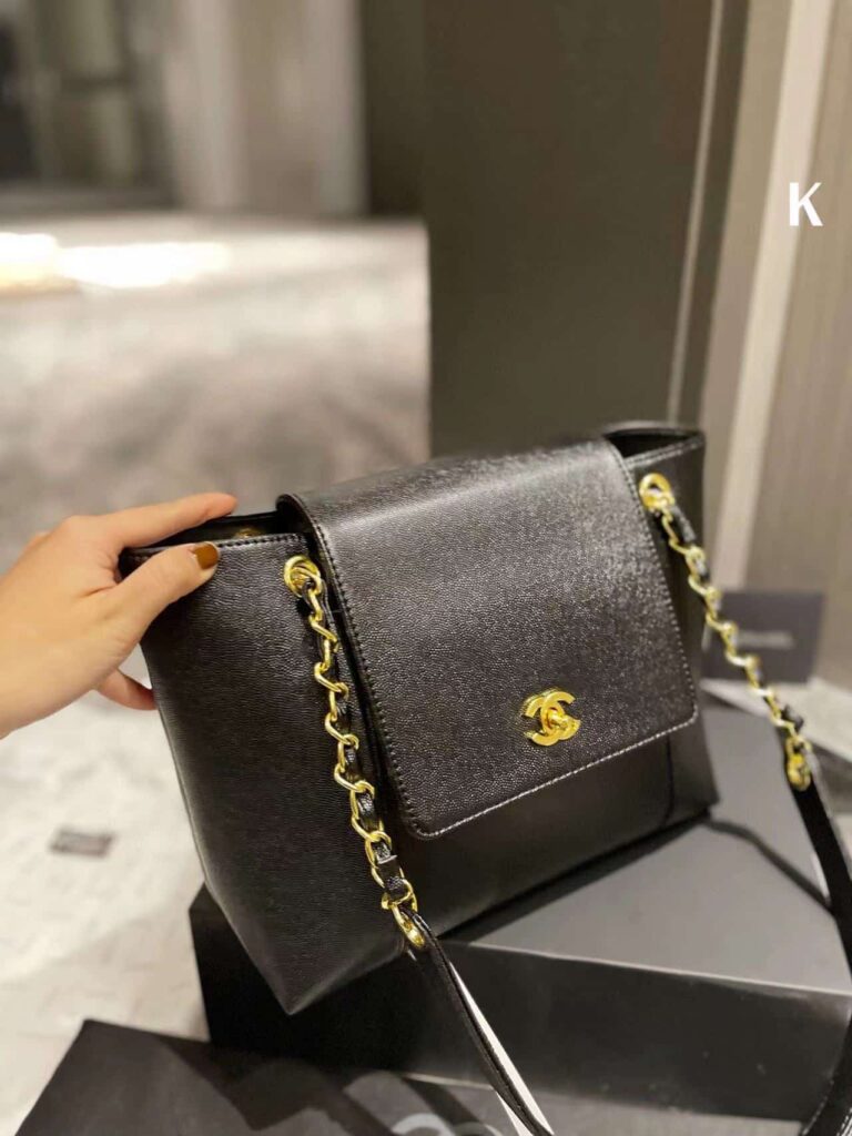 Chanel Vintage Caviar Tote Bag Black 28Cm - Image 8