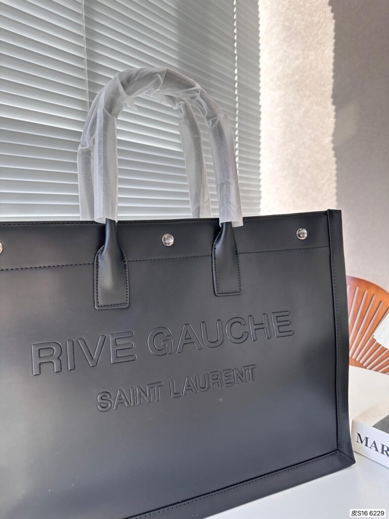 Saint Laurent Rive Gauche Large Tote Bag In Glazed Leather Black 48Cm 587273Aacp21000 - Image 4
