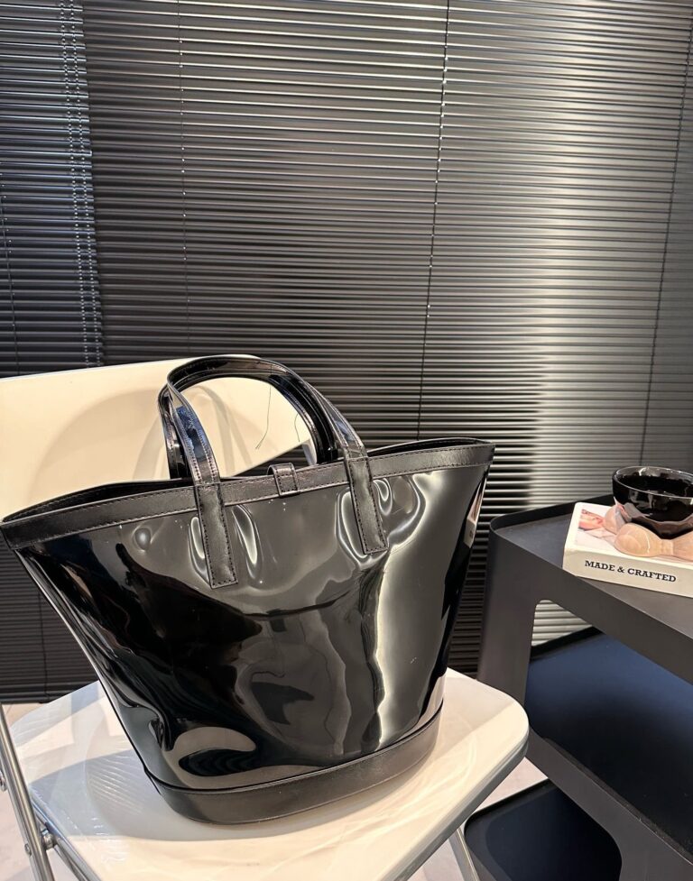 Saint Laurent Panier Medium In Vinyl And Shiny Leather Black 28Cm 773697Fac0X3055 - Image 7