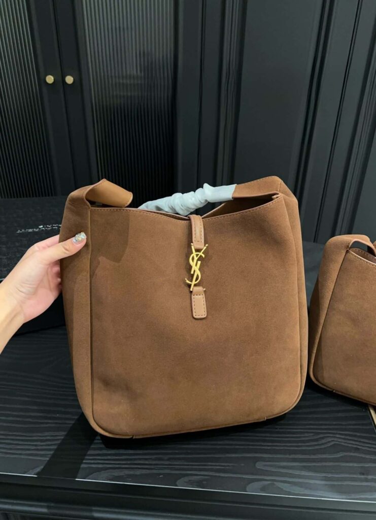 Saint Laurent Small Le 5 À 7 Supple In Suede Brown 22Cm 7139381U80W2102 - Image 3