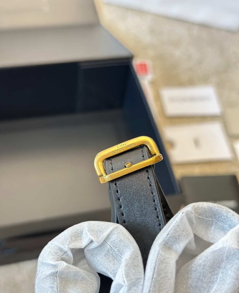 Saint Laurent Charlie Medium Shoulder Bag In Smooth Leather Black 23Cm 686742 2R20W 1000 - Image 7