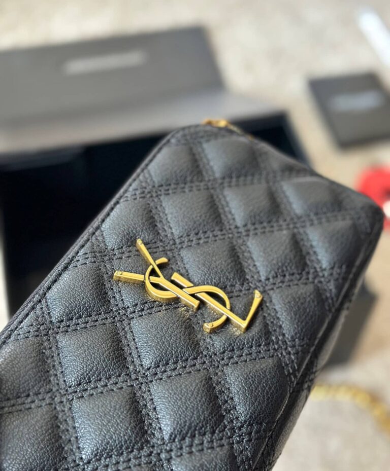 Saint Laurent Becky Quilted Double Zip Pouch Bag Black 20Cm - Image 8