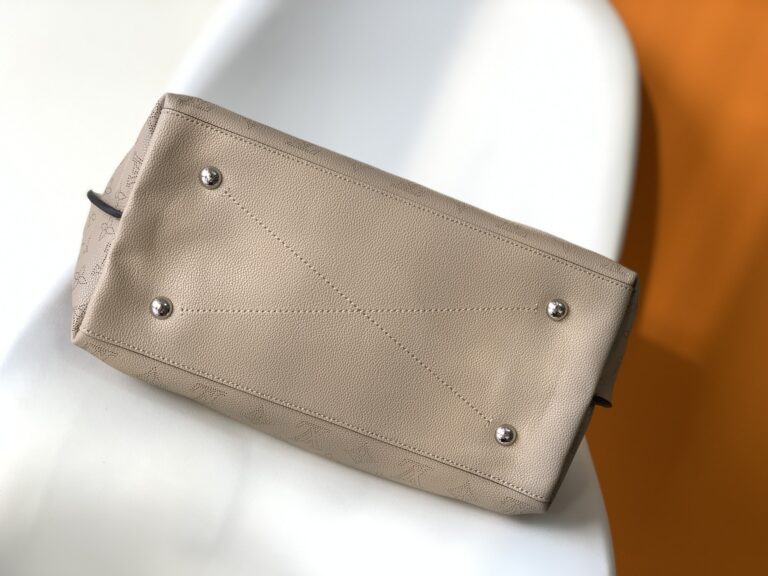 Louis Vuitton Carmel 40Cm Gray M56084 - Image 4