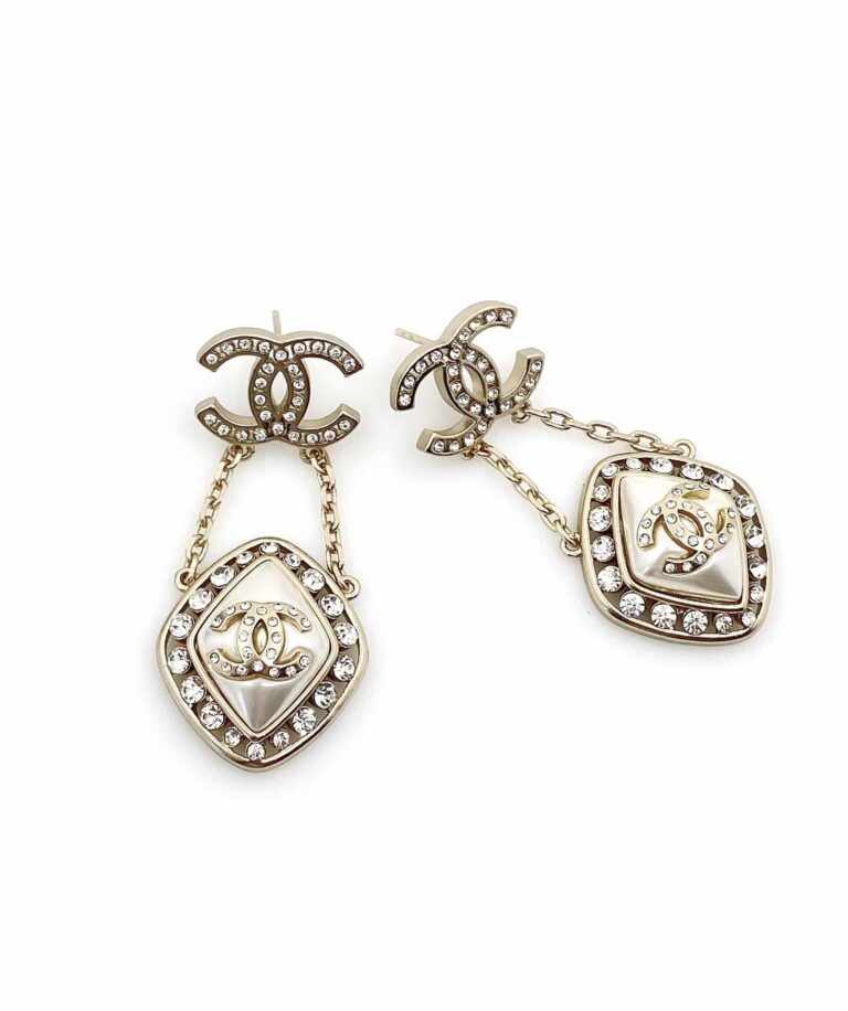 Chanel Cc Earrings - Image 4