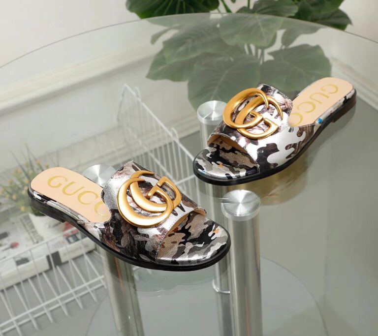 Gucci Princetown Gg Cow Print Slippers Black And White - Image 6